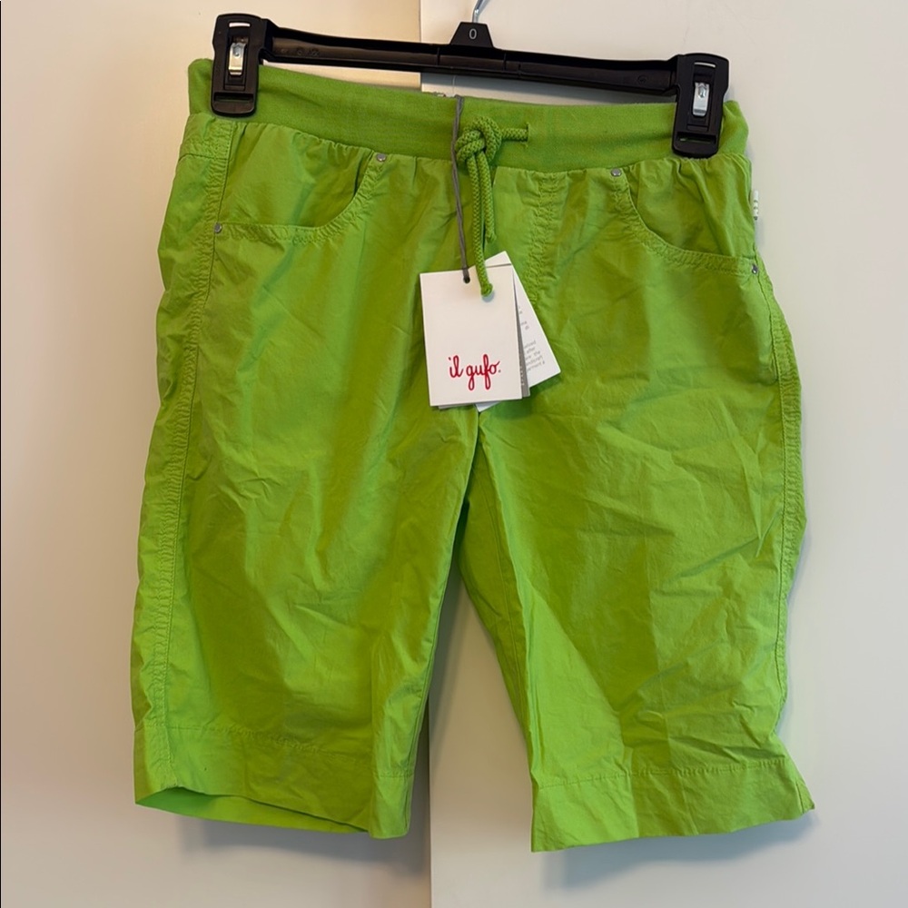 Il Gufo Green Relaxed Fit Shorts Lightweight Casual